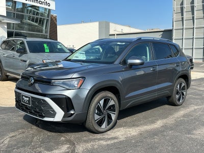 2025 Volkswagen Taos SE 4MOTION