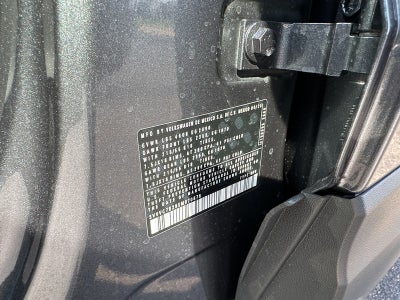 2025 Volkswagen Taos SE 4MOTION