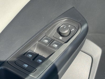 2026 Volkswagen Taos SE 4MOTION