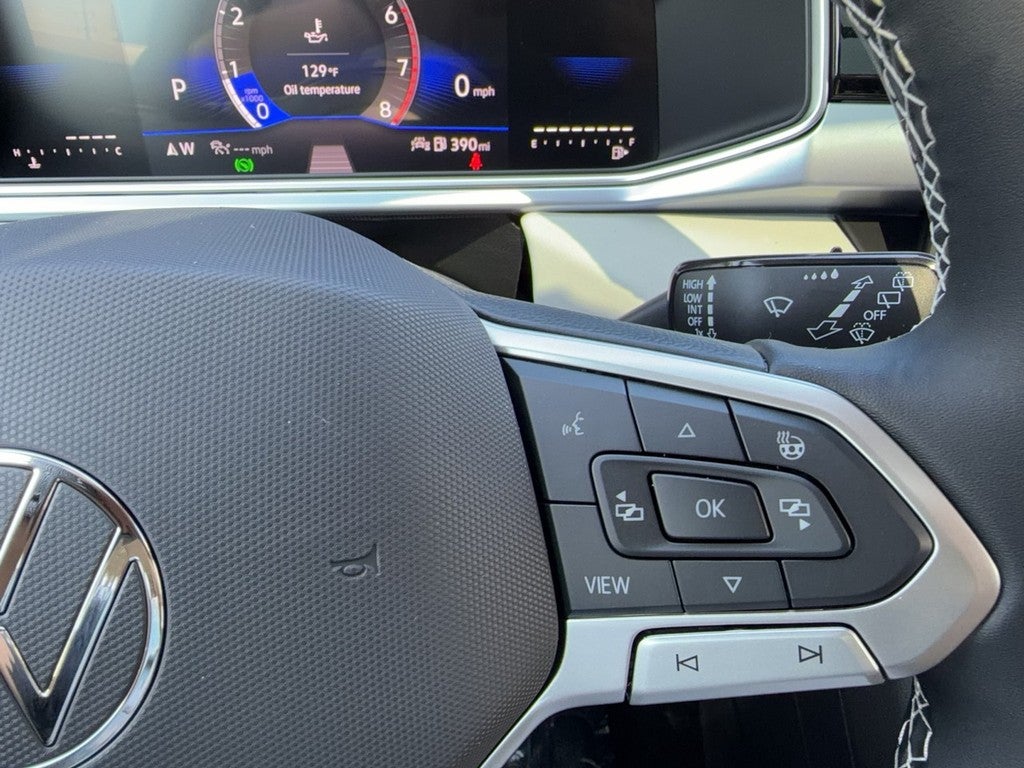 2026 Volkswagen Taos SE 4MOTION