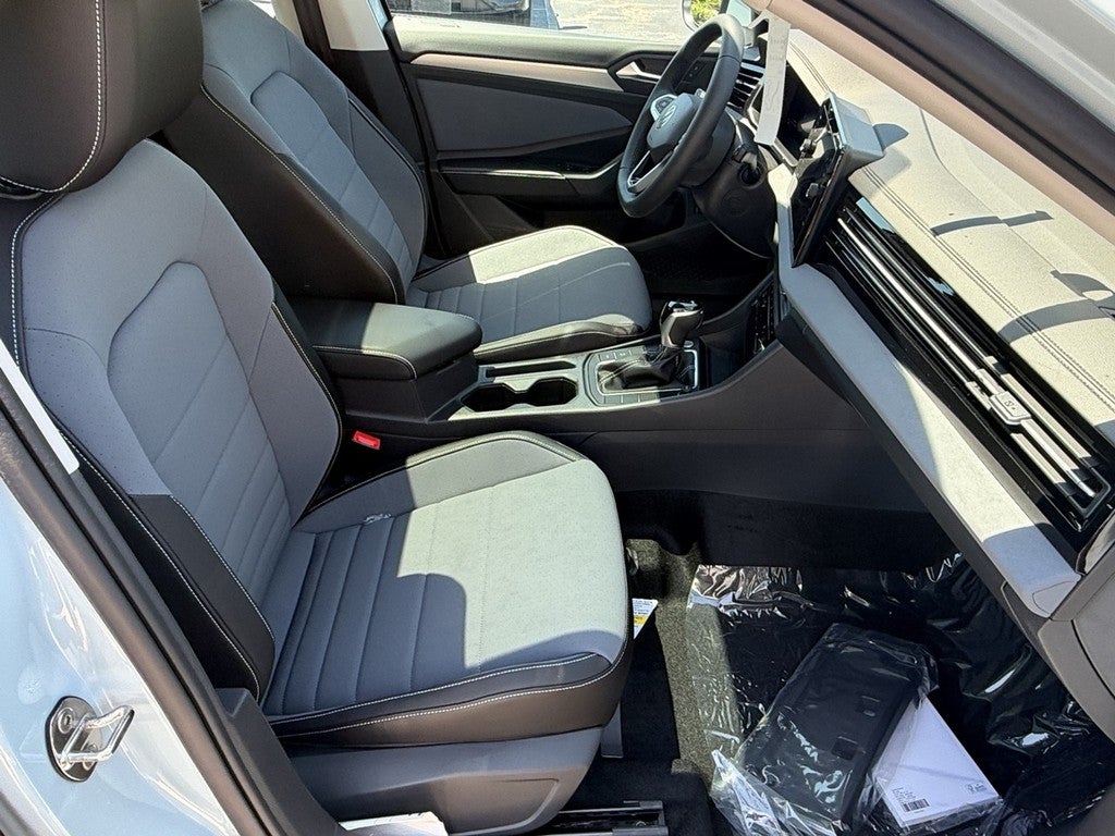 2026 Volkswagen Jetta SE Auto