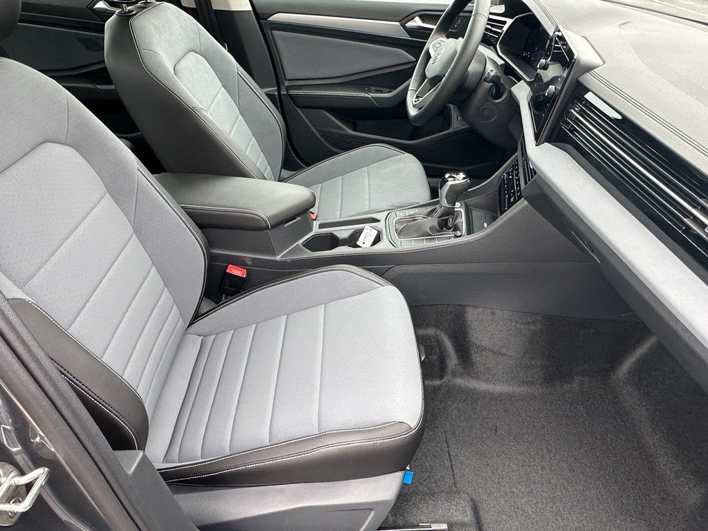 2026 Volkswagen Jetta SE Auto