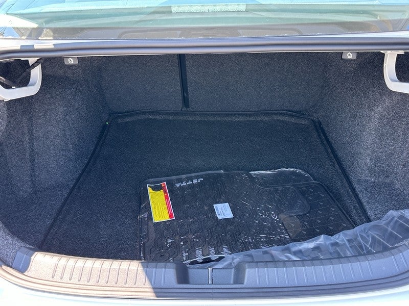 2025 Volkswagen Jetta Sport Auto