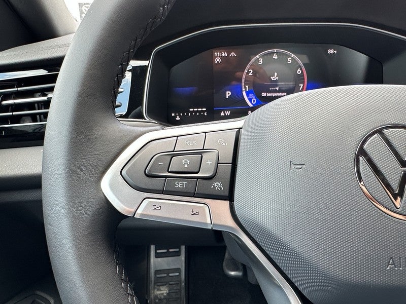 2025 Volkswagen Jetta Sport Auto