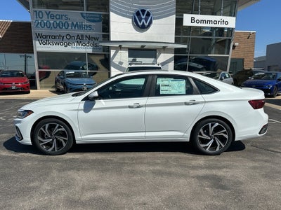 2026 Volkswagen Jetta SEL Auto