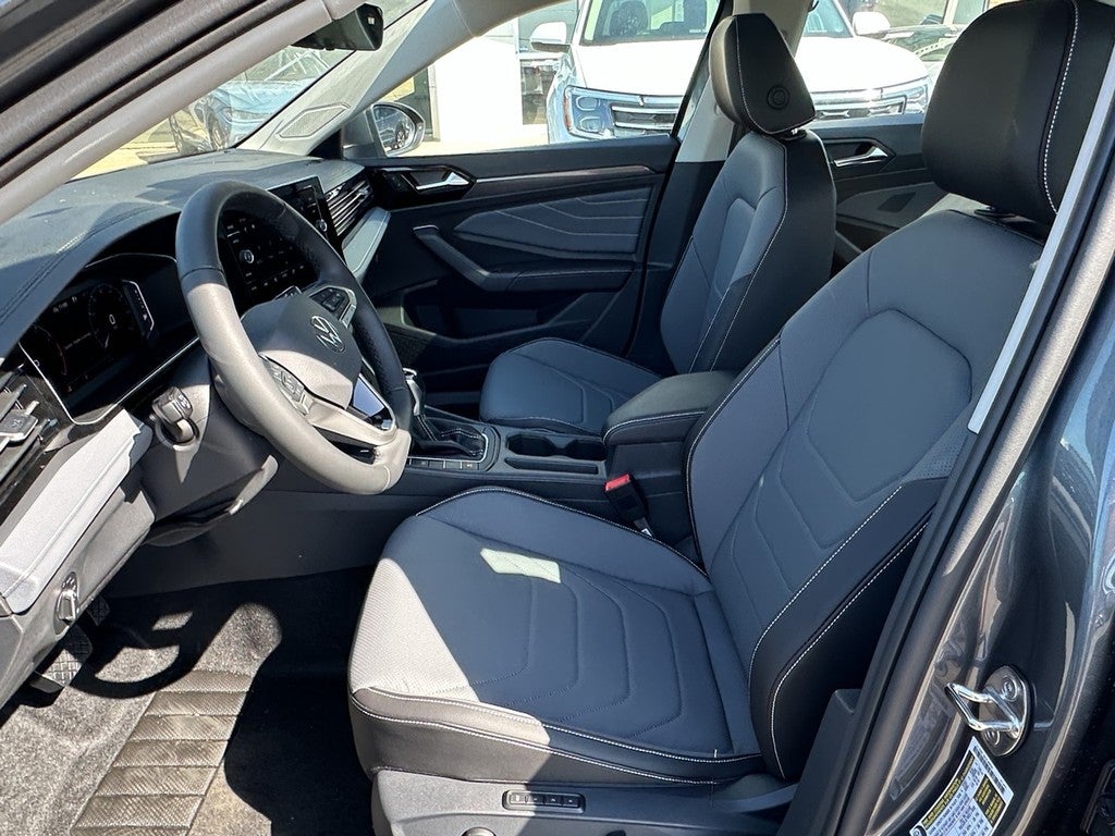 2026 Volkswagen Jetta SEL Auto