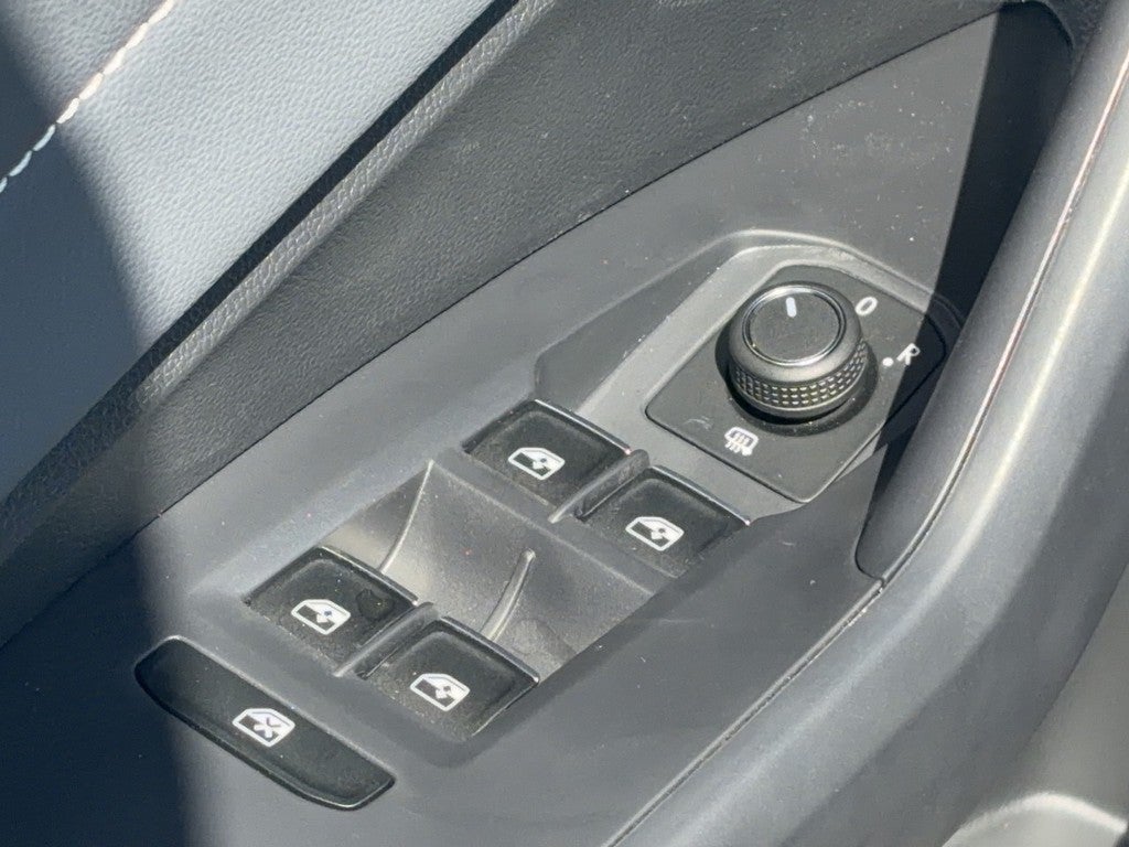 2026 Volkswagen Jetta SEL Auto