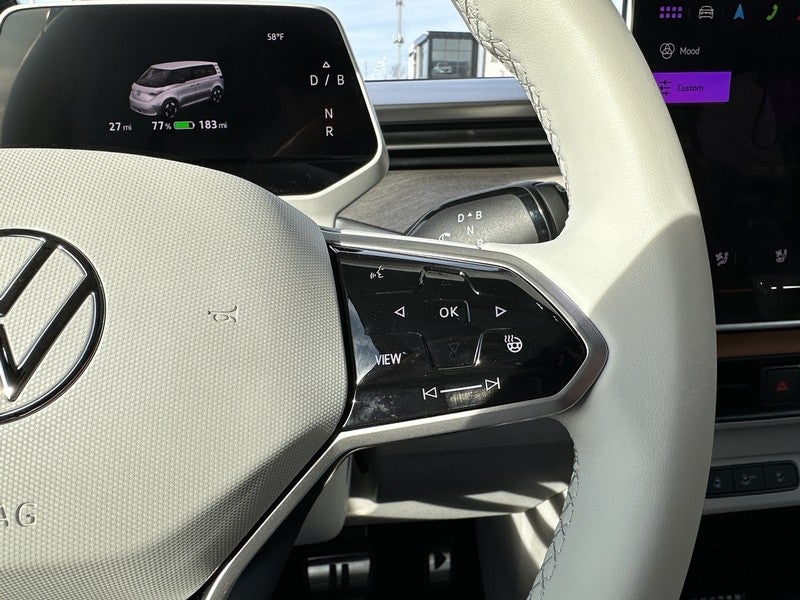 2025 Volkswagen ID. Buzz Pro S Plus 4MOTION w/Two-Tone