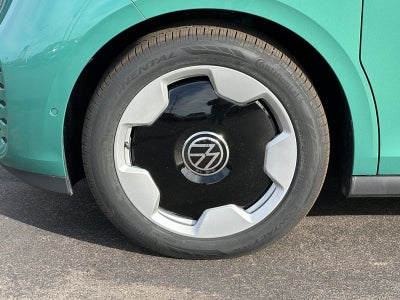 2025 Volkswagen ID. Buzz Pro S Plus 4MOTION w/Two-Tone