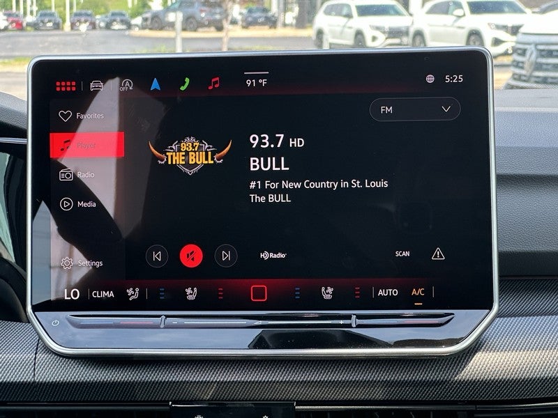 2025 Volkswagen Golf GTI 2.0T SE DSG