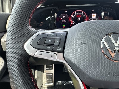 2025 Volkswagen Golf GTI 2.0T SE DSG