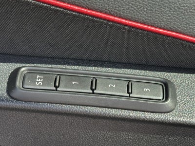 2025 Volkswagen Golf GTI 2.0T SE DSG