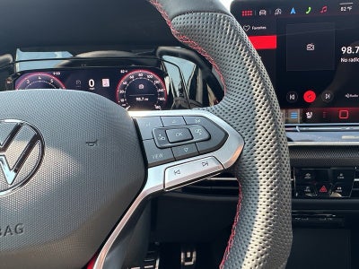 2025 Volkswagen Golf GTI 2.0T SE DSG