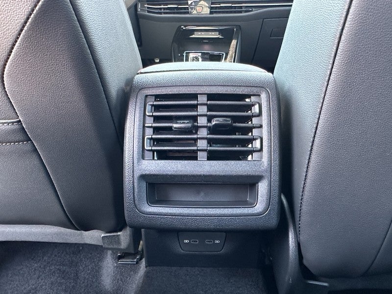 2025 Volkswagen Golf GTI 2.0T SE DSG