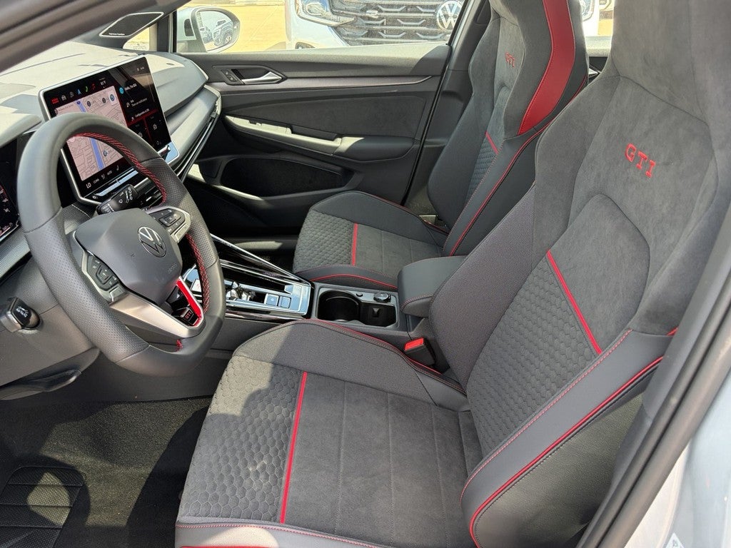 2026 Volkswagen Golf GTI 2.0T SE DSG