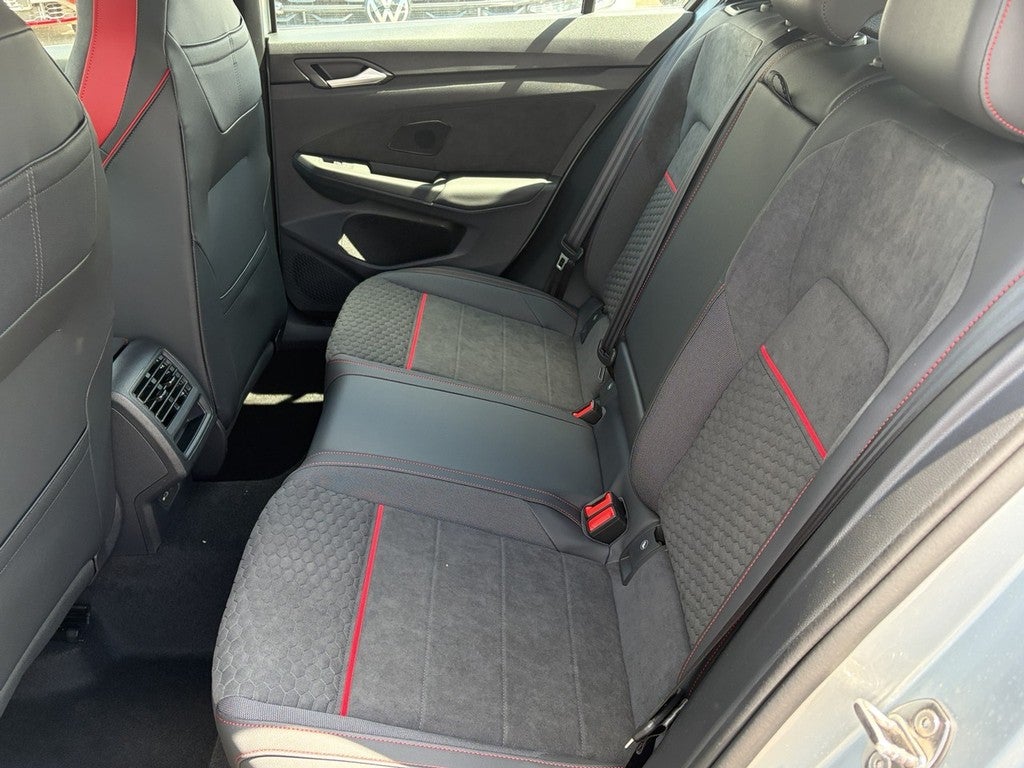 2026 Volkswagen Golf GTI 2.0T SE DSG